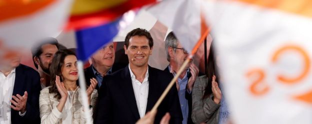 Albert Rivera (C), and his team celebrate the results of the general elections at the party headquarters in Madrid, Spain (28 April)