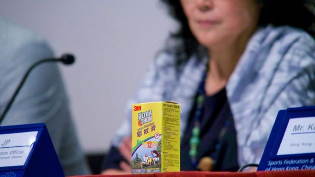 Delegação de Hong Kong apresenta repelentes elétrico e para a pele