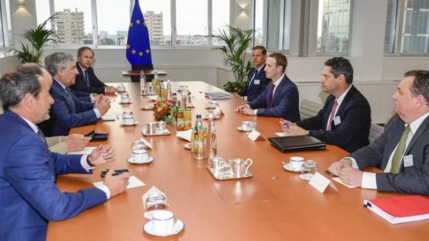 Zuckerbag akutana na rais wa bunge la Ulaya Antonio Tajani kabla ya kuhojiwa