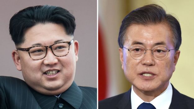 Kim Jong-un (izquierda) y Moon Jae-in.