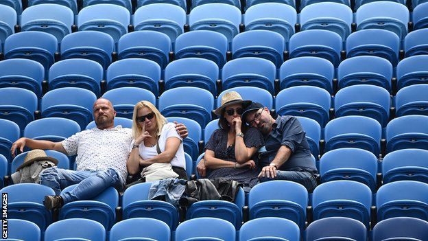 Fans watching the Australian Open on day one