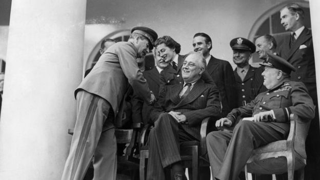چرچیل، روزولت و استالین در کنفرانس تهران ۱۹۴۳