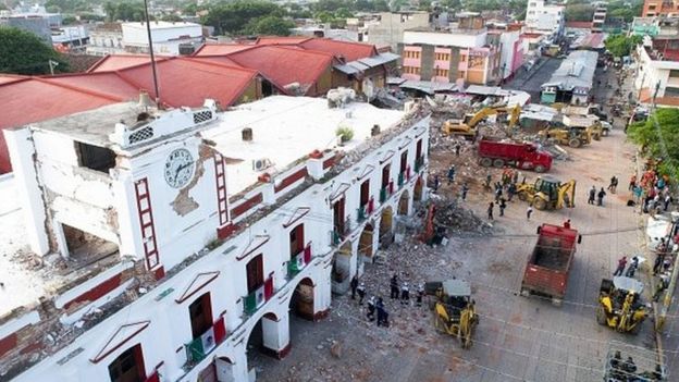 Edificios afectados por el terremoto en la localidad mexicana de Juchitan de Zaragoza.