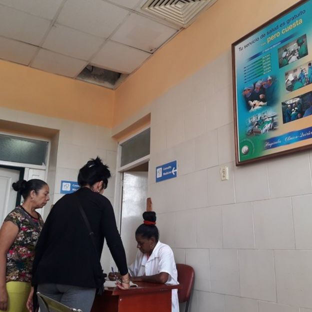 Consulta médica en Cuba