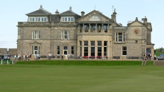 The club house of the Royal Ancient golf club, St Andrews, Fife, Scotland