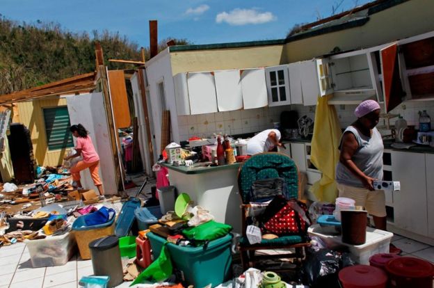 Una casa destruida en Puerto Rico