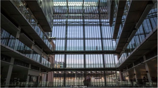 弗朗西斯·克里克研究院(The Francis Crick Institute)是欧洲最大的生物医学研究院,有约1250位科学家和250位职员。