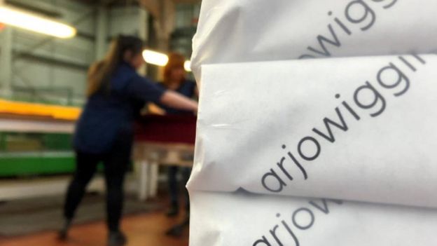 Essay mills blackmail image