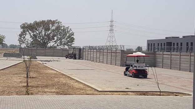 شہرِ خموشاں