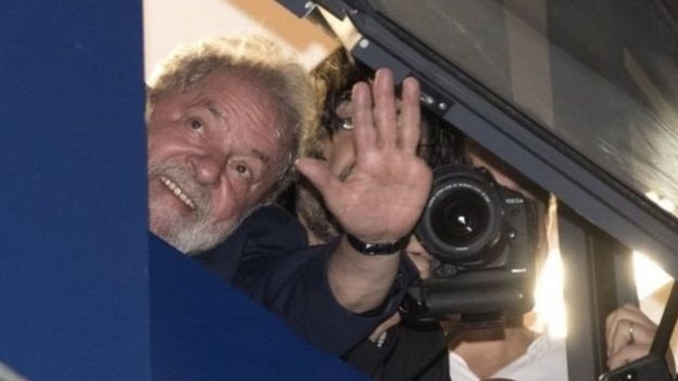 பிரேசில் முன்னாள் அதிபர் லூயிஸ் இனாசியோ லுலா டா சில்வா