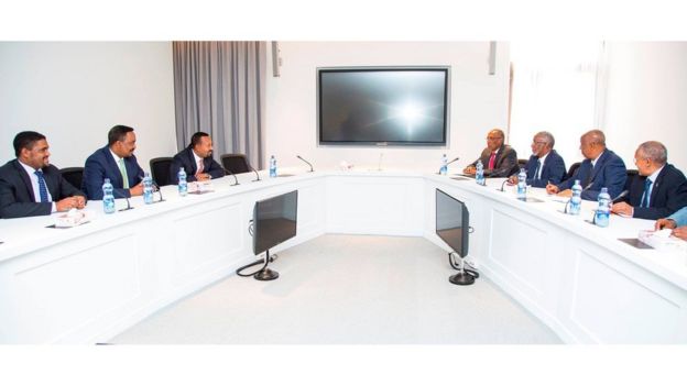 Wafdi uu hogaaminayo madaxweynaha Somaliland ayaa la kulmay Abiy Axmed
