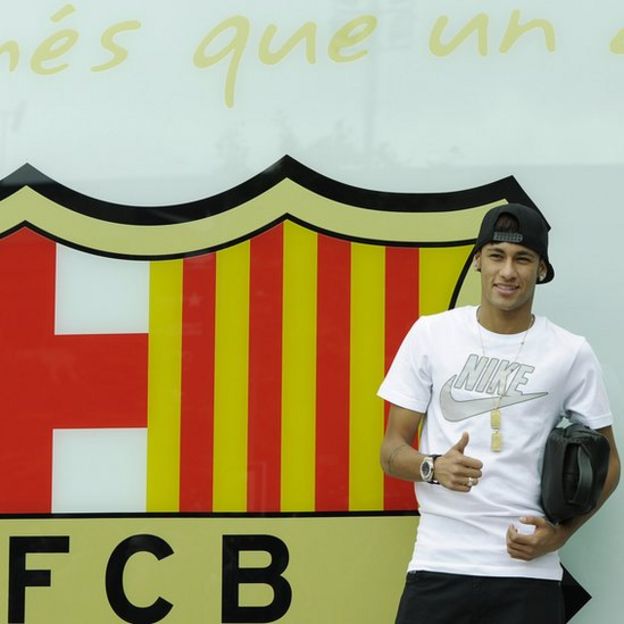 Neymar presentado por el Barcelona en 2013.