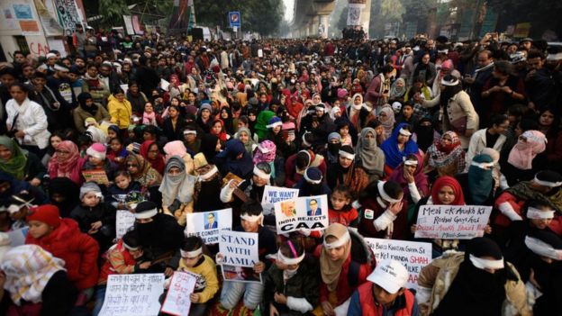 দিল্লির জামিয়া মিলিয়া বিশ্ববিদ্যালয়ে নাগরিকত্ব আইন ও এনআরসি-র বিরুদ্ধে বিক্ষোভ
