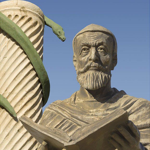 Estatua de Galeno