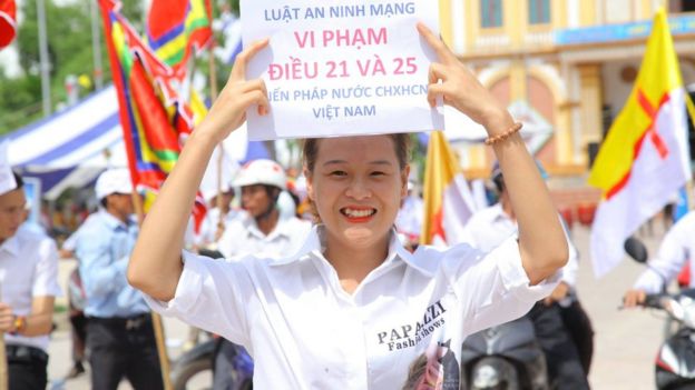Việt Nam, giáo xứ, biểu tình, An ninh mạng