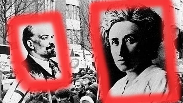 Carteles de Lenin y Rosa de Luxemburgo en manifestación
