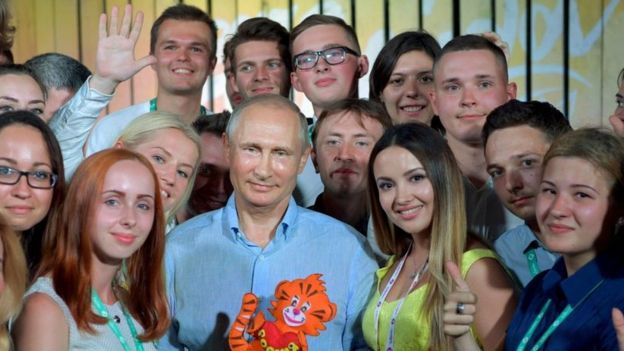 Путин с молодежью в Тавриде
