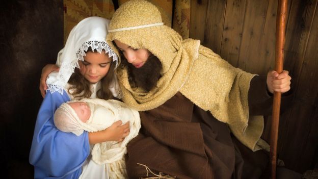 Nativity play warning over school polling stations - BBC News