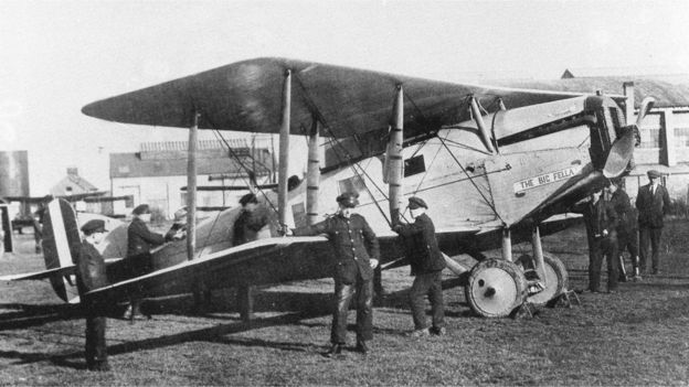 Irish Air Corps marks 100th anniversary - BBC News