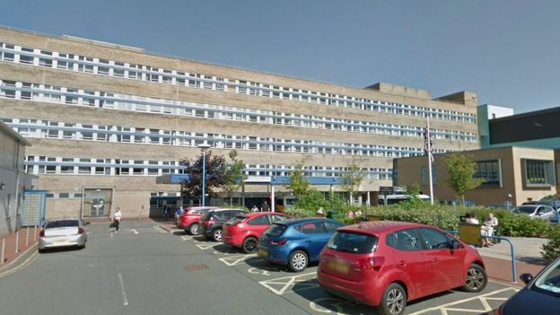 Covid-19: County Durham and Darlington NHS trust suspends visits - BBC News