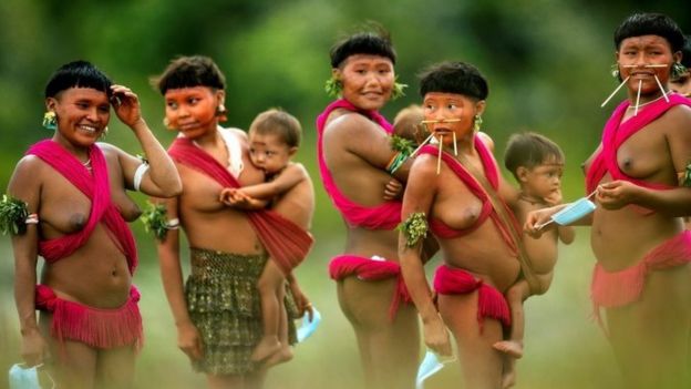 Índios na Amazônia