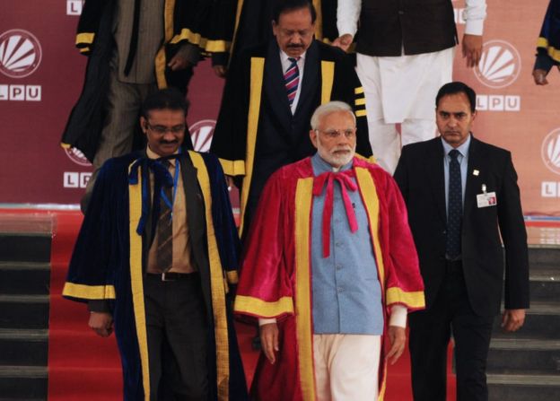 Премьер-министр Индиии Нарендра Моди выступил на открытии конференции