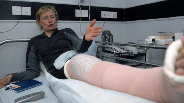 Nives Meroi se quebró una pierna en Nepal