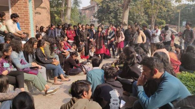 A meeting held on Tuesday to sort out differences over the controversial event