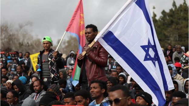 እአአ 2014 በእስራኤል የሚኖሩ ስደተኞች በሀገሪቱ ውስጥ የጥገኝነት መብት እንዲሰጣቸው የተቃውሞ ሰልፍ ባደረጉበት ወቅት