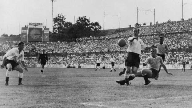 El equipo uruguayo en el Mundial de 1954.