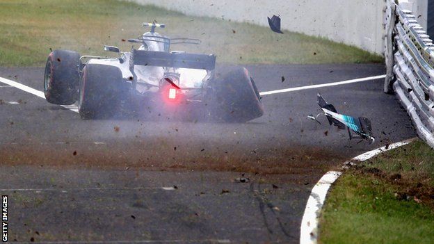 Valtteri Bottas crashes during final practice of the Japanese grand prix