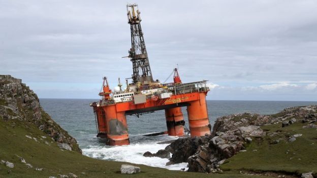 An Transocean Winner ann an Dail Mòr ann an Leòdhas.