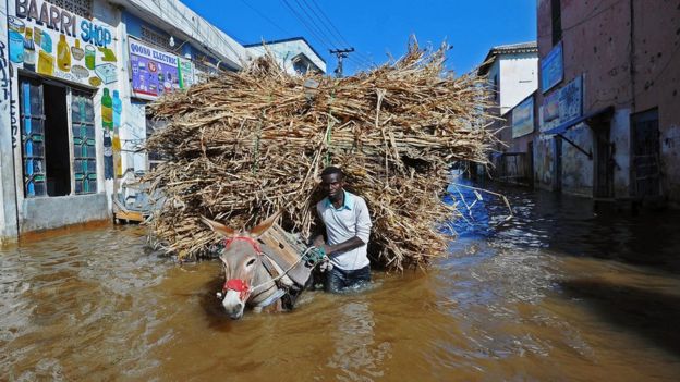 Mafuriko nchini Somalia yalisababisha familia nyingi kuhama katika majumba yao