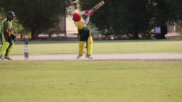 குவைத் நாட்டு கிரிக்கெட் குழுவுக்கு தேர்வான தமிழக இளைஞனின் வெற்றிக்கதை