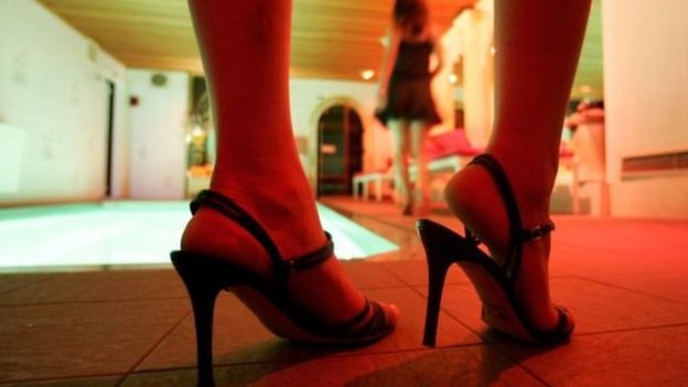 பெண்ணின் கால்