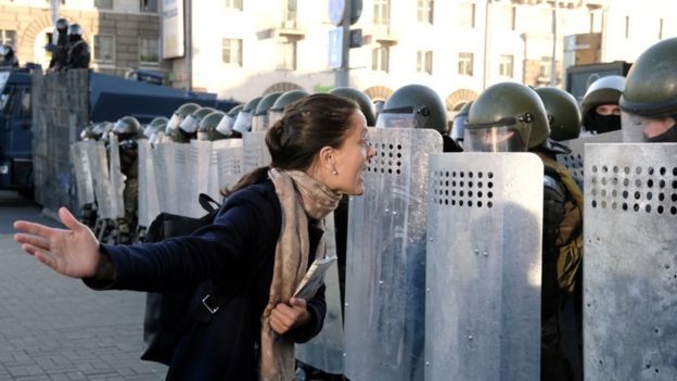 Belarus Protesters Battered, Bruised But Defiant After 100 Days - BBC News