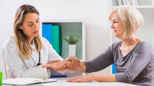 Paciente y médica
