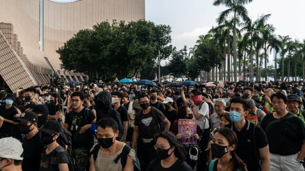 香港10月12日的示威者