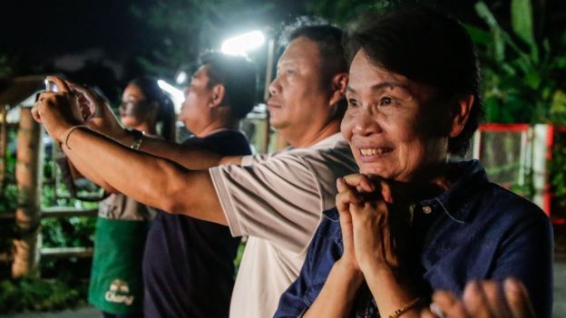 தாய்லாந்து குகை: எஞ்சியவர்களை மீட்கும் பணி தொடக்கம்