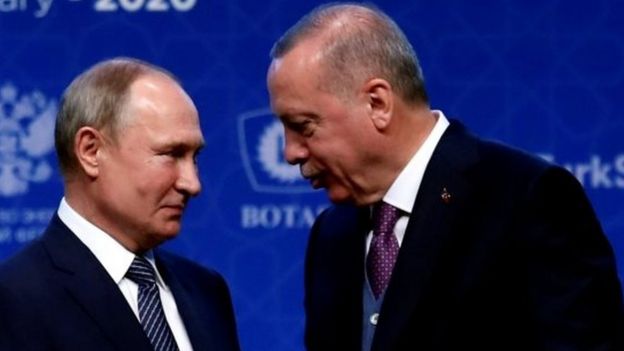 El presidente de Rusia, Vladimir Putin (izquierda) y su homólogo turco, Recep Tayyip Erdogan.