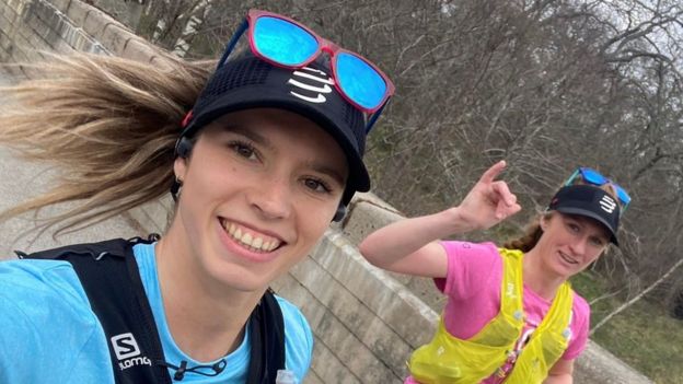 Women run 106 marathons in 106 days in world record bid - BBC News