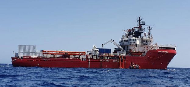 Markab Ocean Viking oo badda ka wada howlaha badbaadinta muhaajiriinta