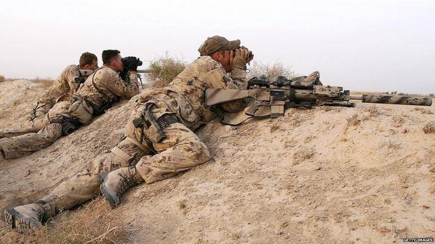 Askarta wax shiishta ee Kanada ayaa sawirkan laga qaaday 2006dii iyaga oo ku sugan Afghanistan