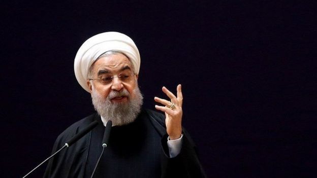 حسن روحانی می گوید ایران مجددا از روز پانزدهم آبان اجرای بخشی از تعهدات خود در برجام را کاهش می دهد
