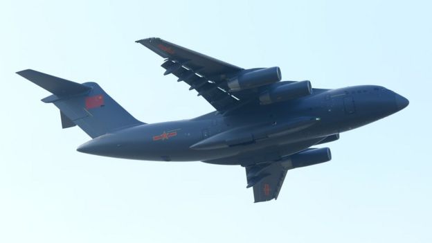 El avión de transporte estratégico Y-20 en el show aéreo de Zhuhai