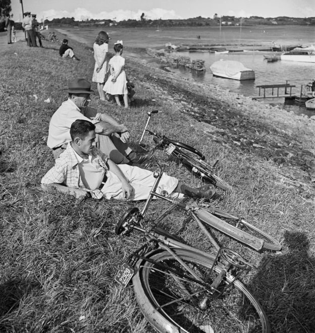 Bairro de Santo Amaro, São Paulo, 1948. Foto para a reportagem "Santo Amaro, refúgio de paulistanos", O Cruzeiro, ano XX, n. 14, 24.01.1948