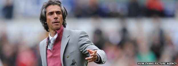 Roedd cyn reolwr Abertawe Paulo Sousa