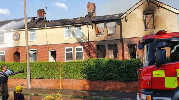 Heatwave: Fires blaze after UK passes 40C for first time - BBC News