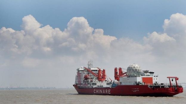 "ѩ��"��ʻ����ͷ