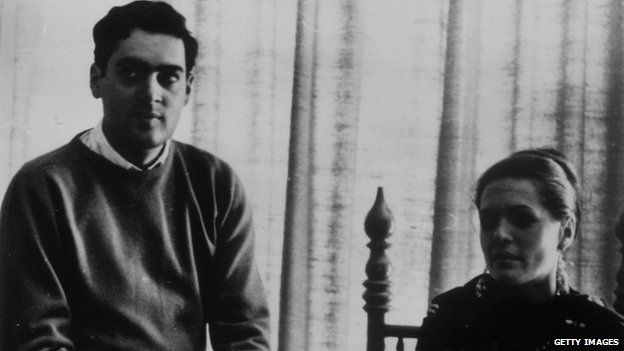 File photo of Rajiv Gandhi and Sonia Gandhi